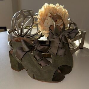 Emilie Karsten Olive Green Women's Heels